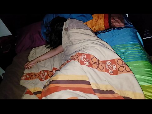 ❤️ Patėvis bara savo jauną pamotę, kol ji miega. Kokybiškas porno prie mūsų ❌